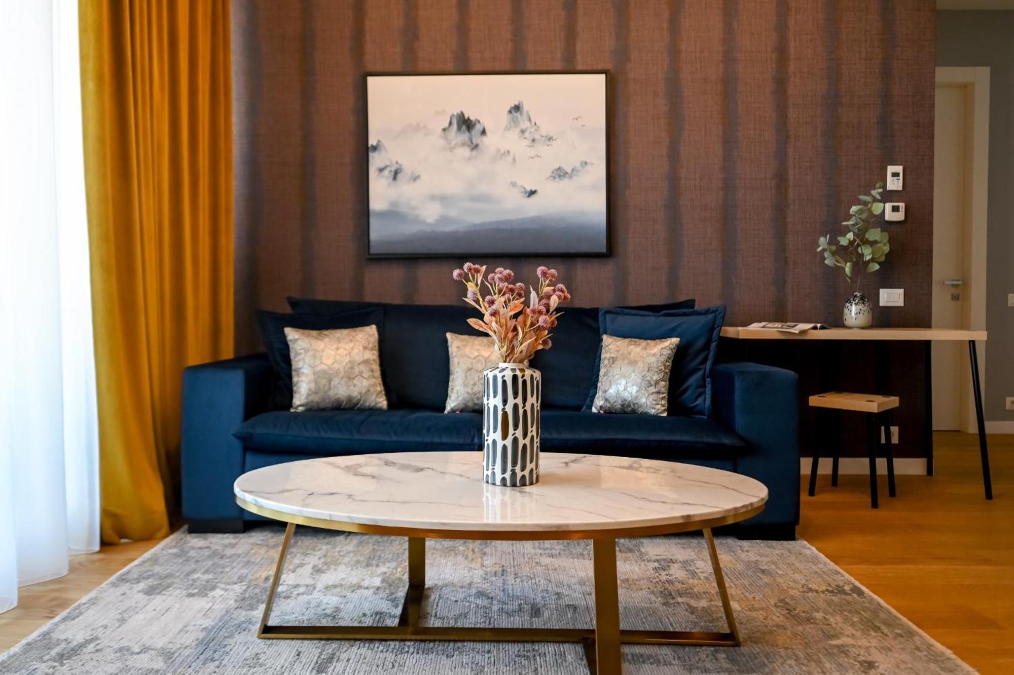 One Verdi Park Exclusive Apartments - Panoramic View & Private Parking Букурещ Екстериор снимка