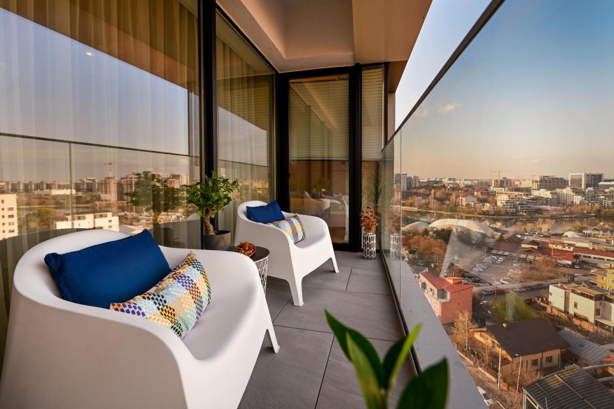One Verdi Park Exclusive Apartments - Panoramic View & Private Parking Букурещ Екстериор снимка