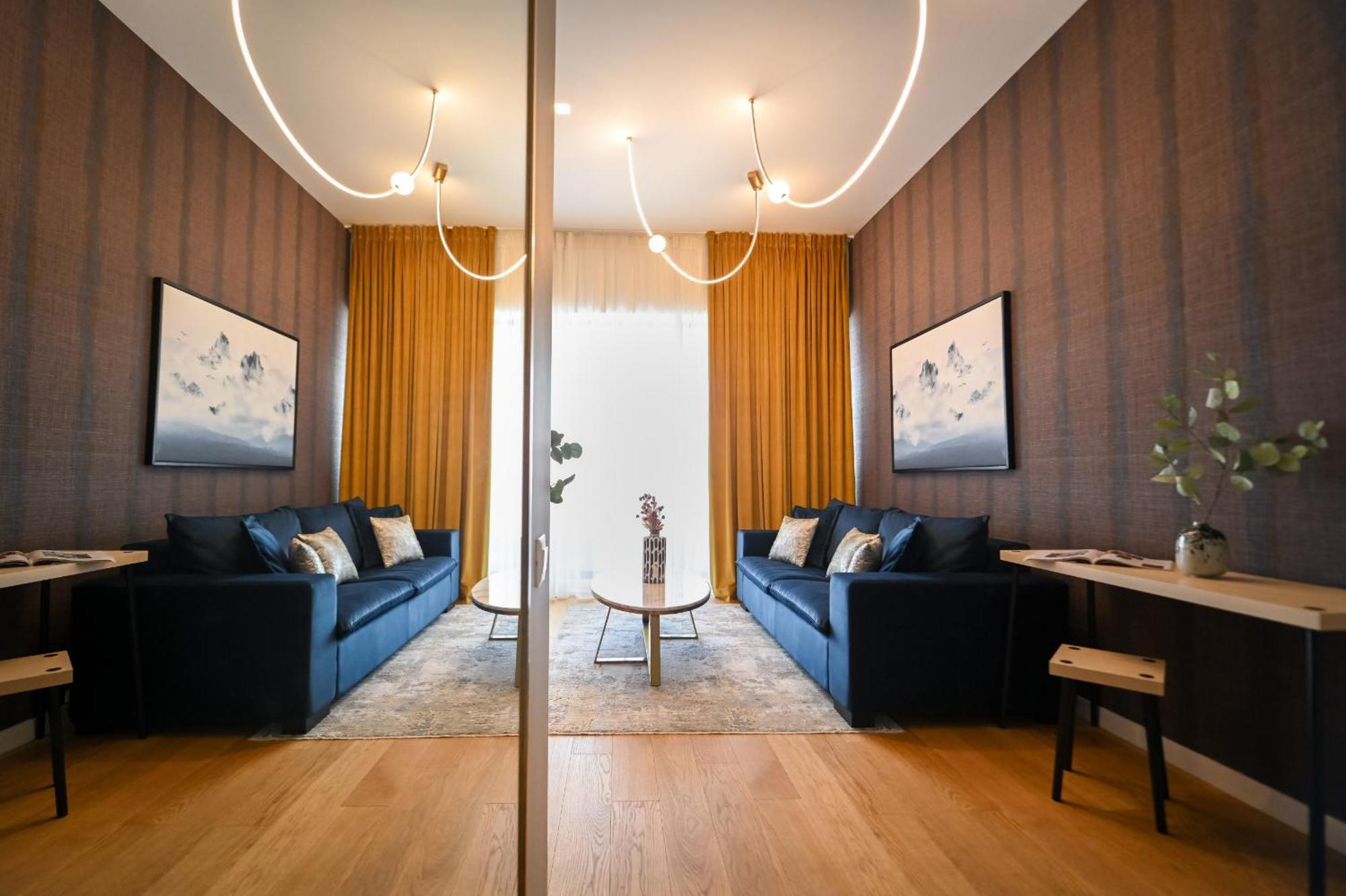One Verdi Park Exclusive Apartments - Panoramic View & Private Parking Букурещ Стая снимка